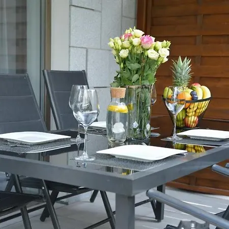 Prywatny Stone Hill Rackiewicz Z Basenem *