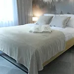 Апартаменты Prywatny Stone Hill Rackiewicz Z Basenem