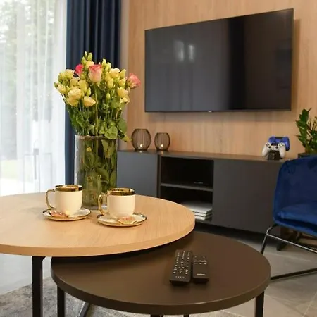 Prywatny Stone Hill Rackiewicz Z Basenem Апартаменты *