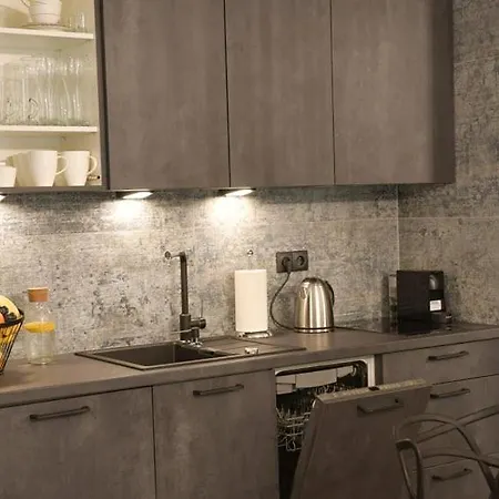 Prywatny Stone Hill Rackiewicz Z Basenem *